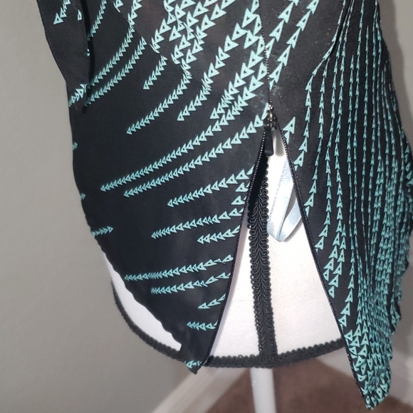 Top - Picture 9 of 9